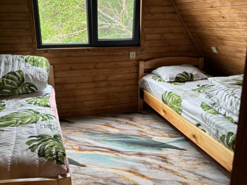 Եռանկյունի տնակ Դիլիջանում, ✅3 սենյակ ✅Մանկ. լողավազան, ✅Սոց փաթեթ