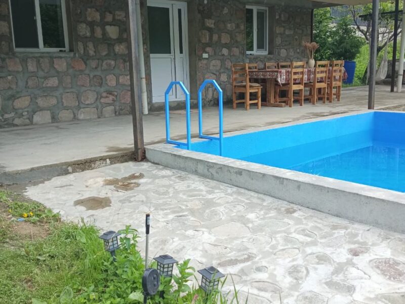 Տաղավարներ Հաղարծինում ԼՈՂԱՎԱԶԱՆ