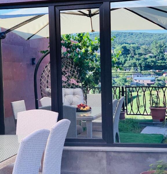 Քոթեջներ Ծաղկաձորում ✅ Լողավազան ✅ Շոգեբաղնիք ✅ ՍՈՑ ՓԱԹԵԹ