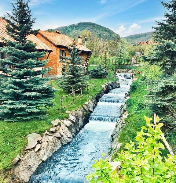 Հյուրանոց Ծաղկաձորում, ԼՈՂԱՎԱԶԱՆ ՇՈԳԵԲԱՂՆԻՔ