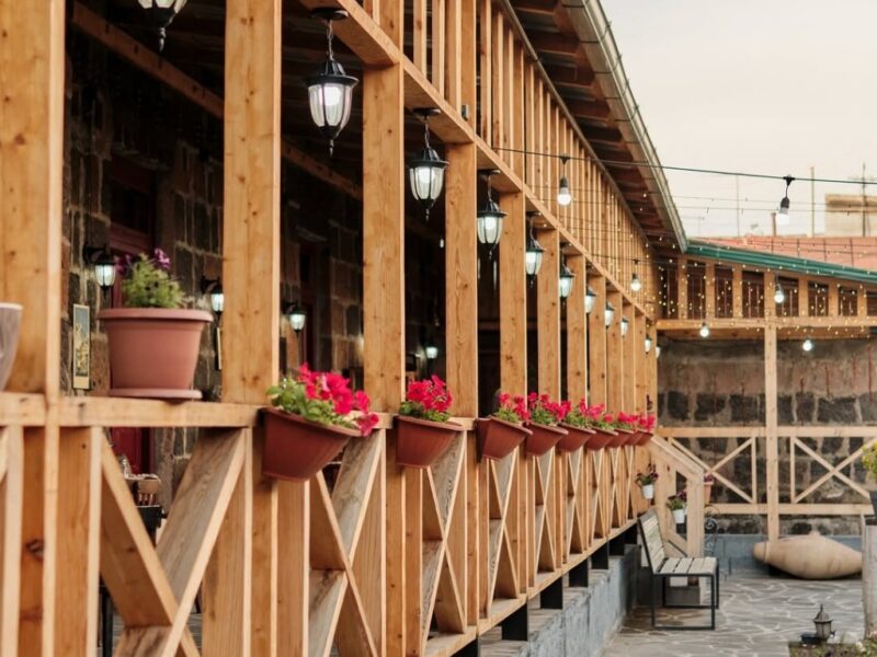 Հյուրատան համարներ Գյումրիում