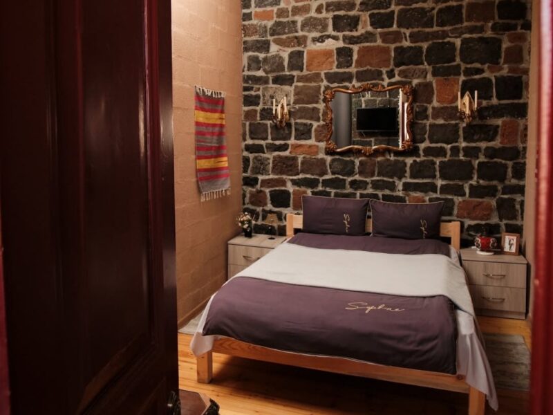 Հյուրատան համարներ Գյումրիում