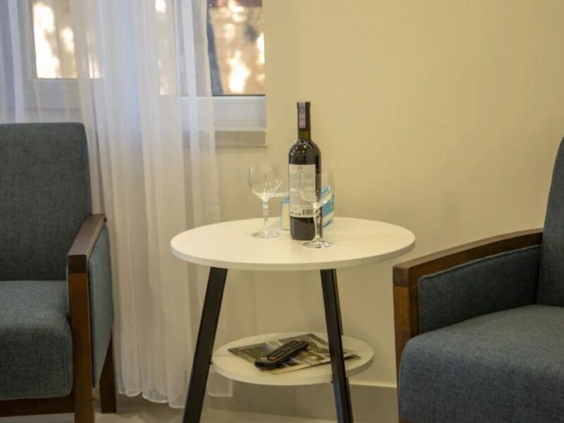 Քոթեջներ ԾԱՂԿԱՁՈՐՈՒՄ