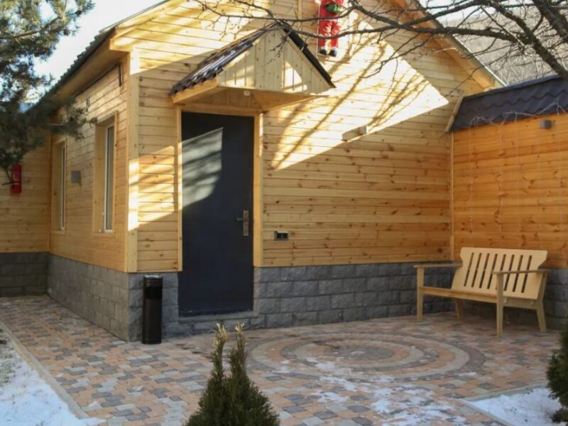 Քոթեջներ ԾԱՂԿԱՁՈՐՈՒՄ