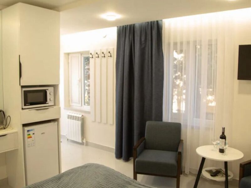 Քոթեջներ ԾԱՂԿԱՁՈՐՈՒՄ