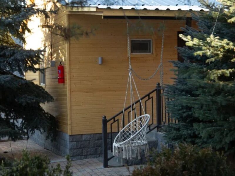 Քոթեջներ ԾԱՂԿԱՁՈՐՈՒՄ