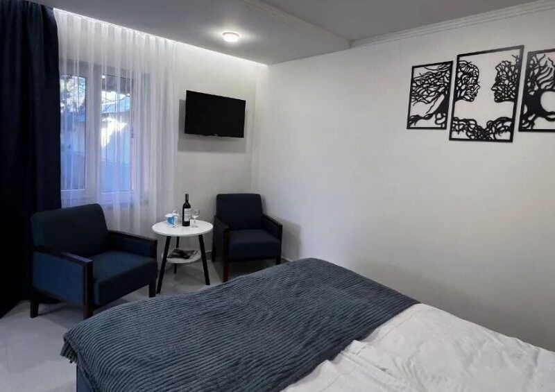 Քոթեջներ ԾԱՂԿԱՁՈՐՈՒՄ