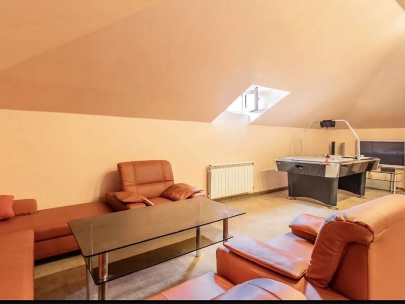 Առանձնատուն ԾԱՂԿԱՁՈՐՈՒՄ 6 ՍԵՆՅԱԿ ԼՈՂԱՎԱԶԱՆ ՇՈԳԵԲԱՂՆԻՔ